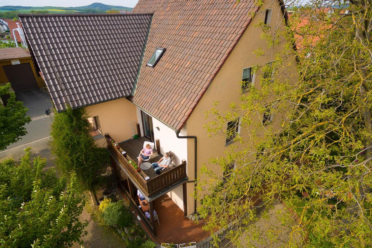 Gaestehaus Elisabeth Bad Staffelstein Exterior foto